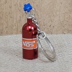 Car Turbo Mini NOS Keychain Nitrogen Bottle Metal Key Ring Stash Pill Red